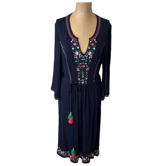 Boden Dresses & Skirts - Boden Navy Blue Embroidered Pineapple Dress Size 8